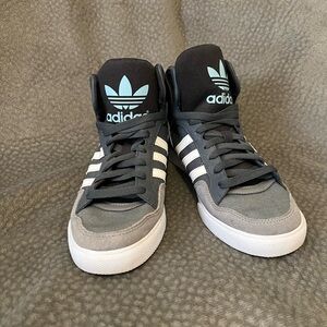 Adidas Hoops High Top sneakers womens size 8